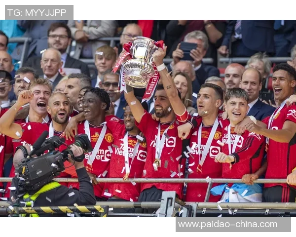 足总杯决赛曼联大胜切尔西点球大战成焦点瞬间引发全场沸腾