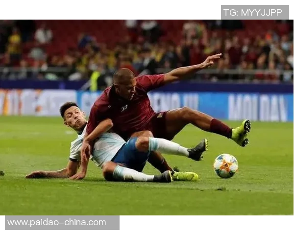 英超精彩对决阿森纳大胜那不勒斯神奇扑救点燃全场激情