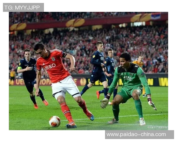 英超激战：AC米兰与本菲卡互交白卷全场气氛紧张刺激